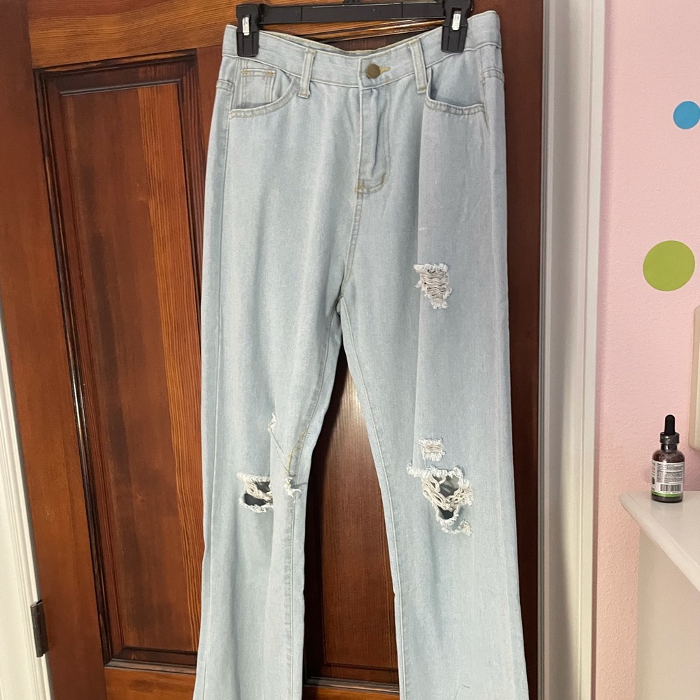 Light wash high wasited flare jeans